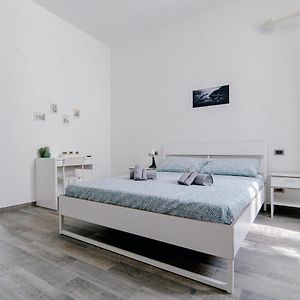 Downtown Rooms